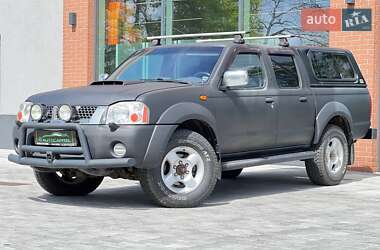 Пикап Nissan NP300 2011 в Киеве