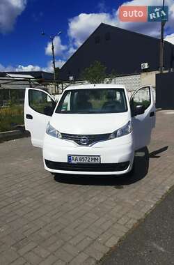 Грузовой фургон Nissan NV200 2014 в Киеве