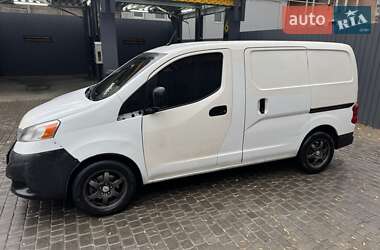 Вантажний фургон Nissan NV200 2015 в Харкові