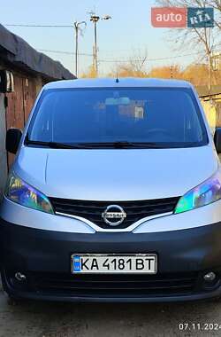 Мінівен Nissan NV200 2012 в Києві