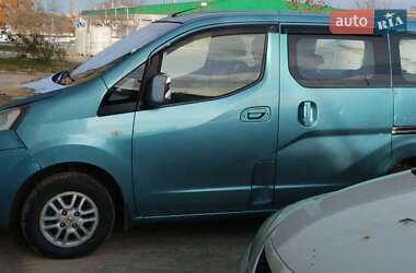 Минивэн Nissan NV200 2012 в Херсоне