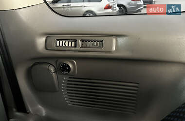 Минивэн Nissan NV200 2012 в 