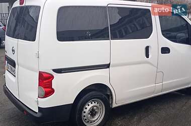 Вантажний фургон Nissan NV200 2011 в Києві