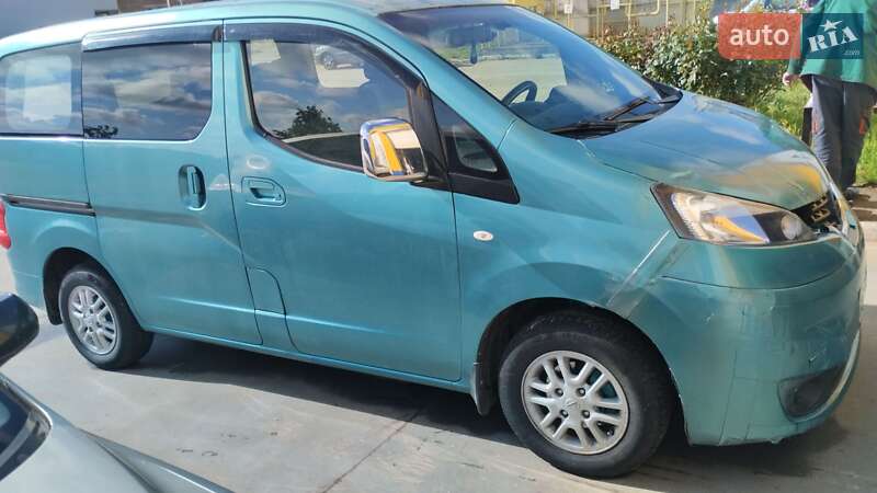 Мінівен Nissan NV200 2012 в Херсоні
