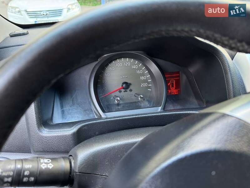 Мінівен Nissan NV200 2012 в Львові