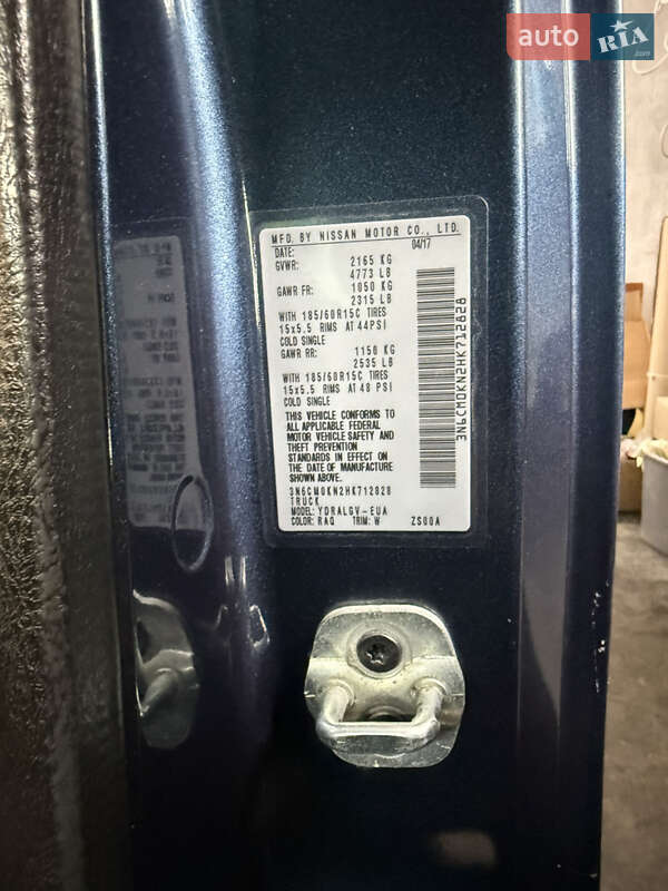 Вантажний фургон Nissan NV200 2017 в Києві