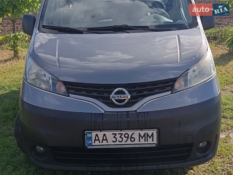 Nissan NV200