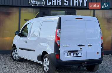 Вантажний фургон Nissan NV250 2020 в Стрию