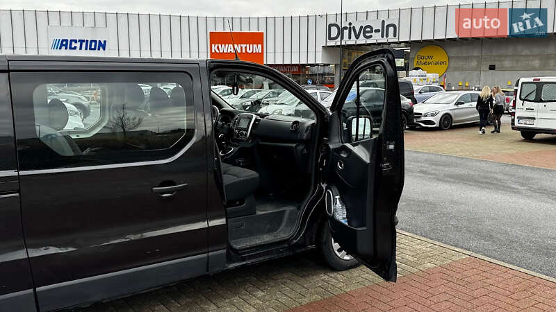 Мінівен Nissan NV300 2020 в Чернівцях