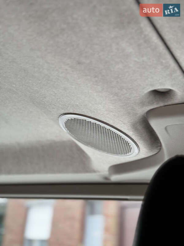 Мінівен Nissan NV300 2020 в Чернівцях