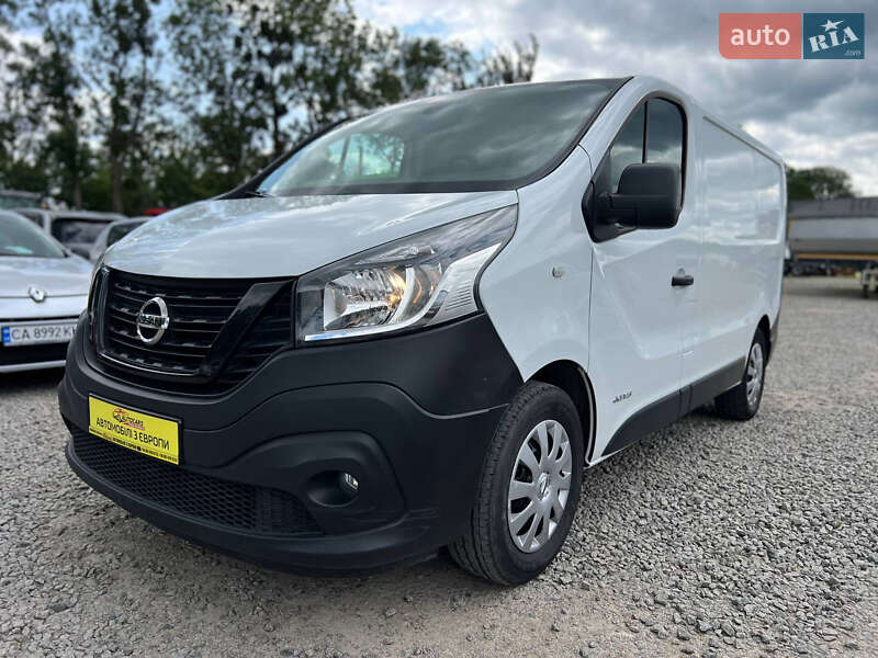 Nissan NV300 2019