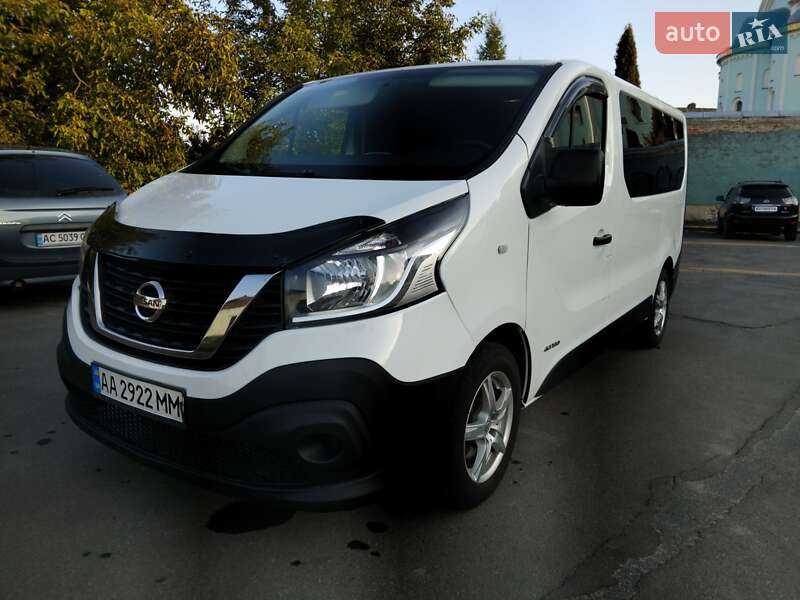 Мінівен Nissan NV300 2017 в Володимирі
