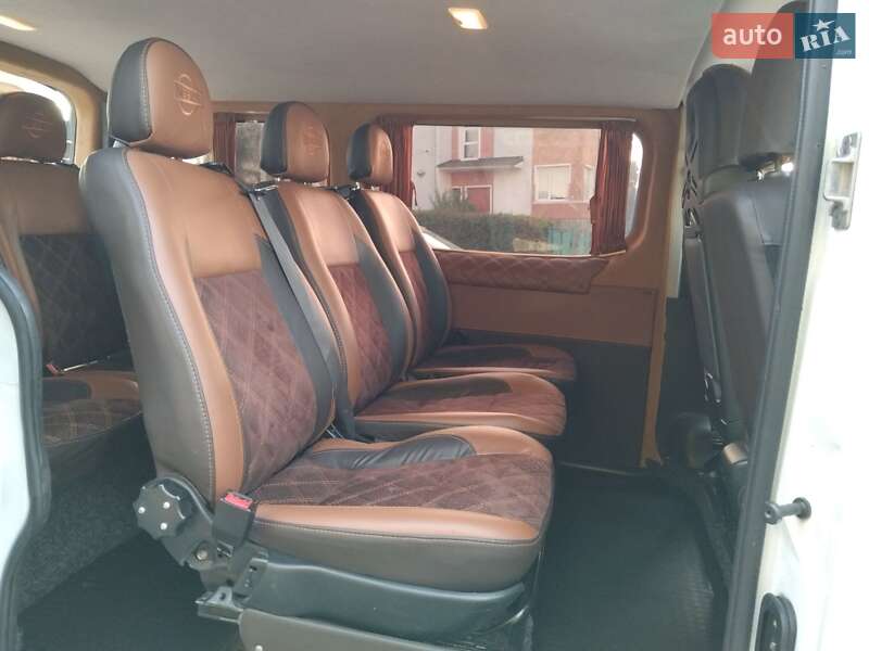 Мінівен Nissan NV300 2017 в Володимирі