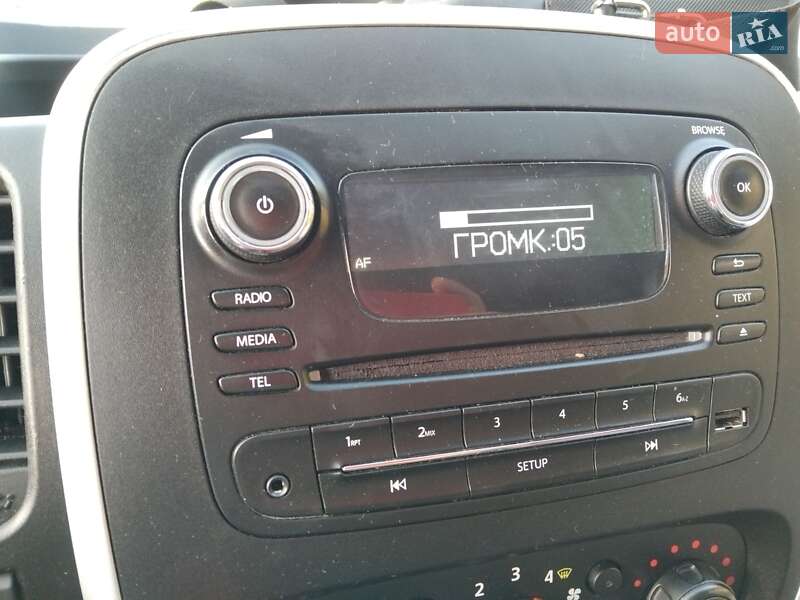 Мінівен Nissan NV300 2017 в Володимирі