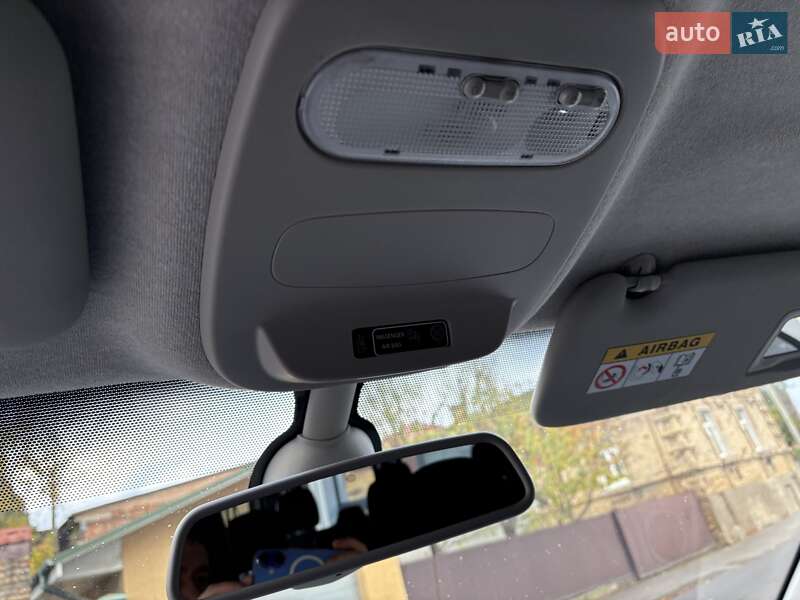 Мінівен Nissan NV300 2020 в Луцьку