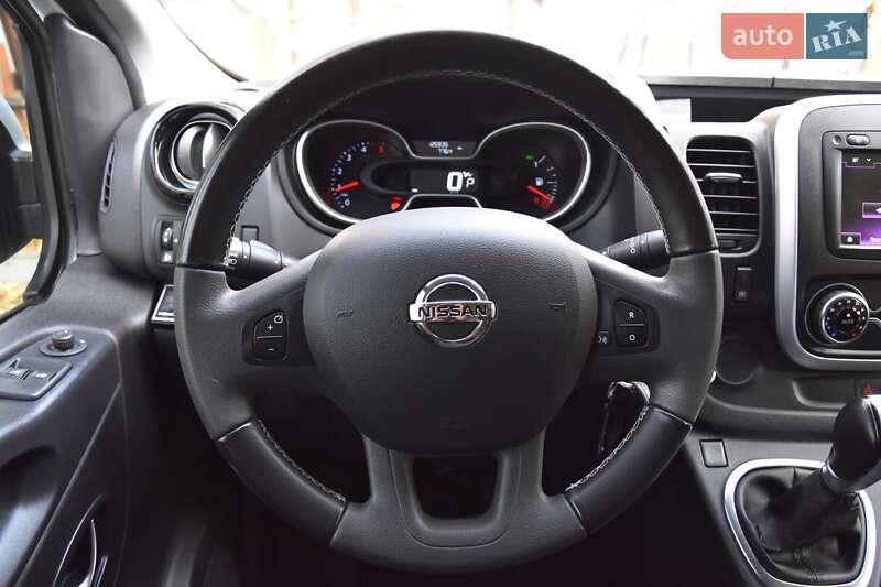Вантажний фургон Nissan NV300 2021 в Львові