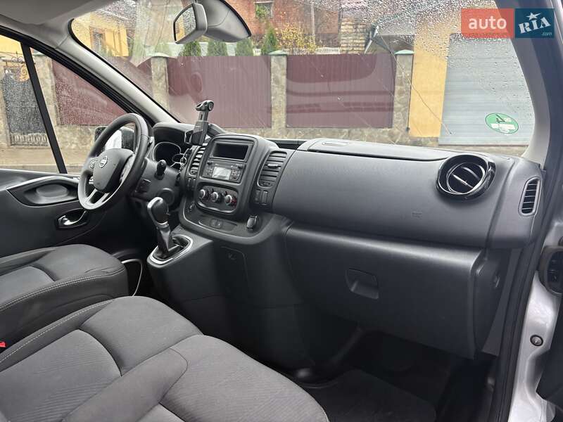 Минивэн Nissan NV300 2020 в Луцке фото 30 Минивэн Nissan NV300 2020 в Луцке