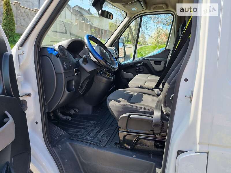 Мікроавтобус Nissan NV400 2016 в Рівному
