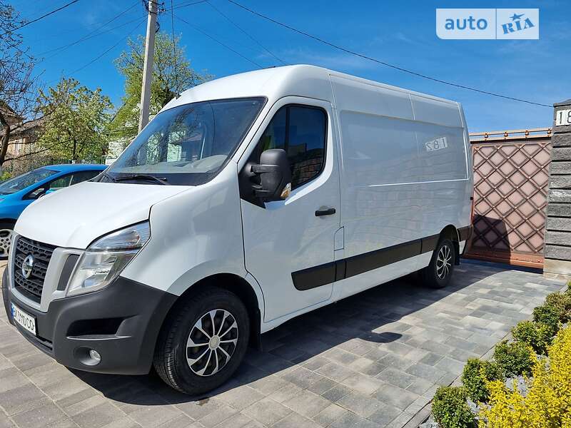 Мікроавтобус Nissan NV400 2016 в Рівному