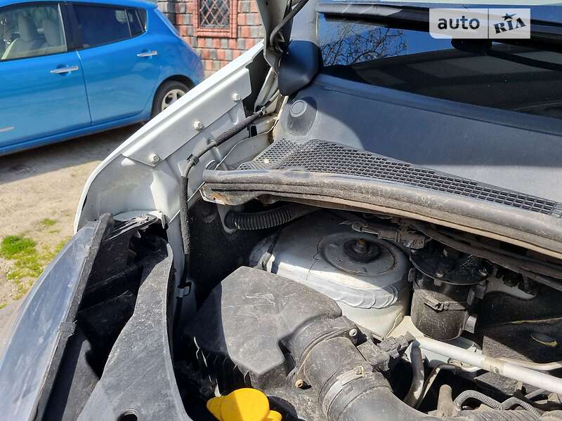 Мікроавтобус Nissan NV400 2016 в Рівному