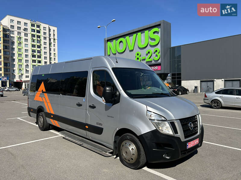 Nissan NV400 2013