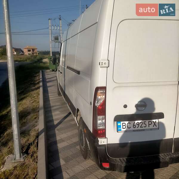 Грузовой фургон Nissan NV400 2017 в Львове