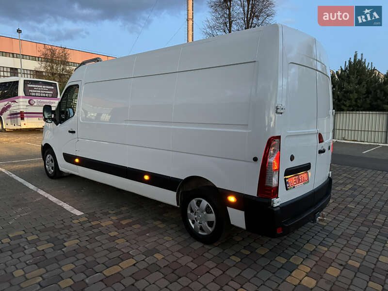 Вантажний фургон Nissan NV400 2020 в Луцьку