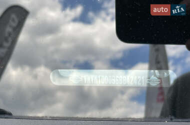 Вантажний фургон Nissan NV400 2021 в 