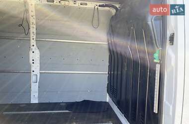 Вантажний фургон Nissan NV400 2020 в 