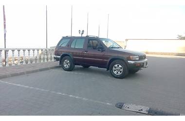 Позашляховик / Кросовер Nissan Pathfinder 1997 в Одесі