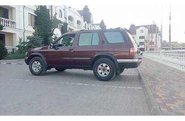 Внедорожник / Кроссовер Nissan Pathfinder 1997 в Одессе