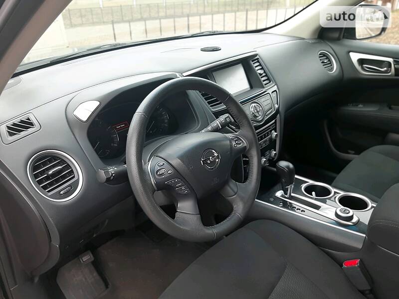 Позашляховик / Кросовер Nissan Pathfinder 2015 в Києві фото 9 Позашляховик / Кросовер Nissan Pathfinder 2015 в Києві