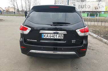 Внедорожник / Кроссовер Nissan Pathfinder 2015 в Киеве