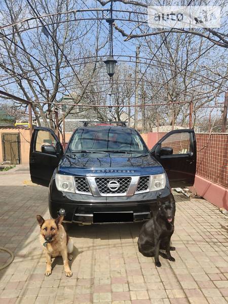 Позашляховик / Кросовер Nissan Pathfinder 2006 в 