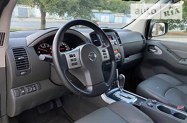 Позашляховик / Кросовер Nissan Pathfinder 2013 в 
