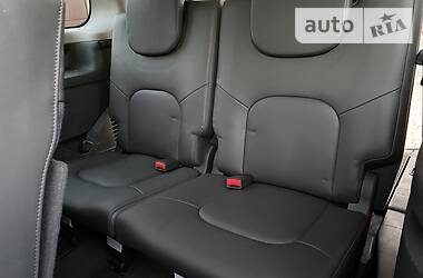 Позашляховик / Кросовер Nissan Pathfinder 2013 в 