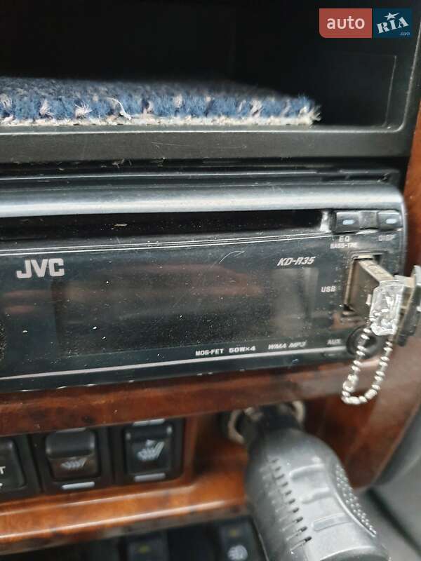 Внедорожник / Кроссовер Nissan Pathfinder 1999 в Киеве