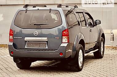 Позашляховик / Кросовер Nissan Pathfinder 2008 в 