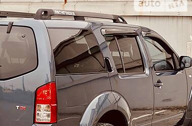 Позашляховик / Кросовер Nissan Pathfinder 2008 в 