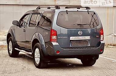 Позашляховик / Кросовер Nissan Pathfinder 2008 в 