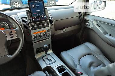 Внедорожник / Кроссовер Nissan Pathfinder 2007 в 