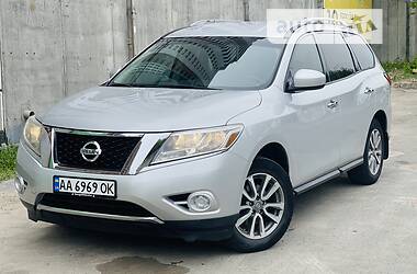 Внедорожник / Кроссовер Nissan Pathfinder 2013 в Киеве