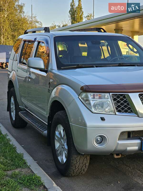 Внедорожник / Кроссовер Nissan Pathfinder 2006 в Александрие фото 7 Внедорожник / Кроссовер Nissan Pathfinder 2006 в Александрие