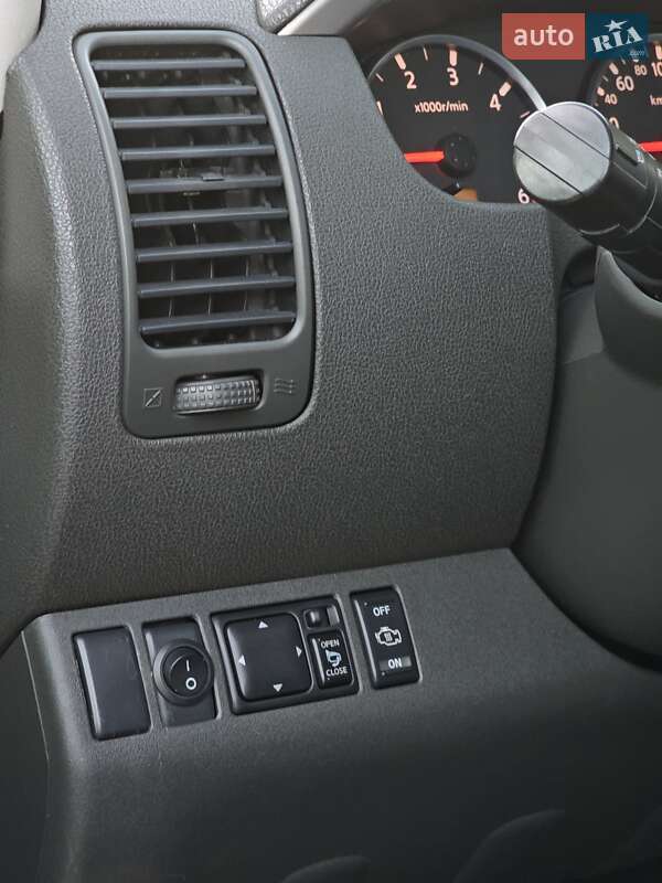 Внедорожник / Кроссовер Nissan Pathfinder 2006 в Александрие фото 27 Внедорожник / Кроссовер Nissan Pathfinder 2006 в Александрие