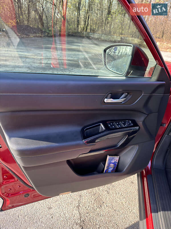 Внедорожник / Кроссовер Nissan Pathfinder 2022 в Полтаве