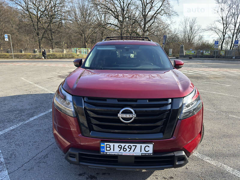 Внедорожник / Кроссовер Nissan Pathfinder 2022 в Полтаве