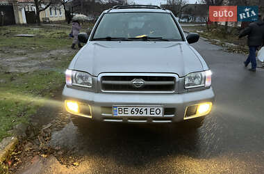 Позашляховик / Кросовер Nissan Pathfinder 2001 в Миколаєві