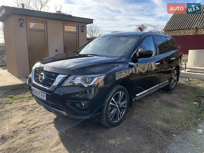Nissan Pathfinder 2017
