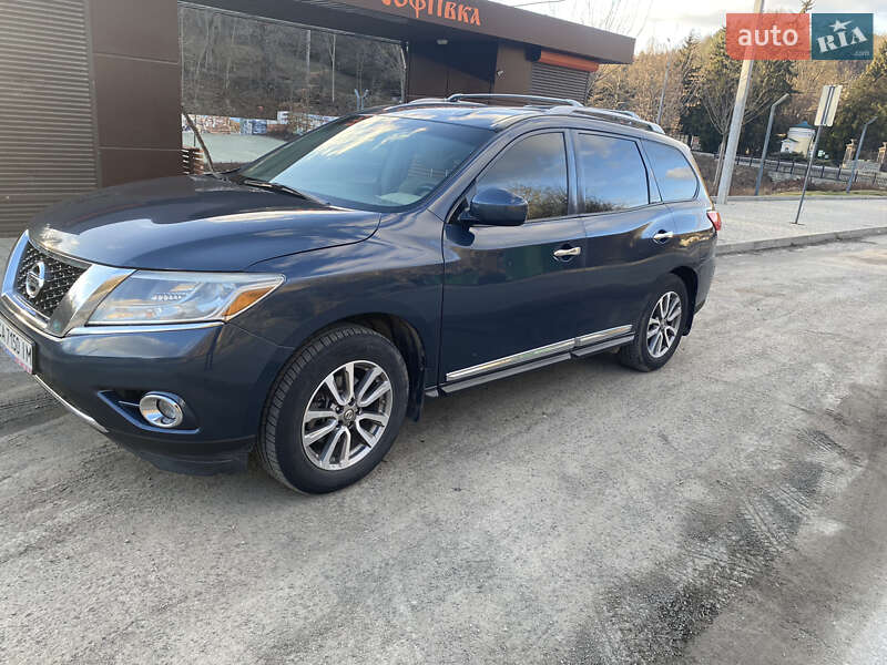Позашляховик / Кросовер Nissan Pathfinder 2014 в Умані