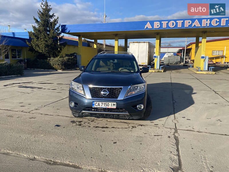 Позашляховик / Кросовер Nissan Pathfinder 2014 в Умані